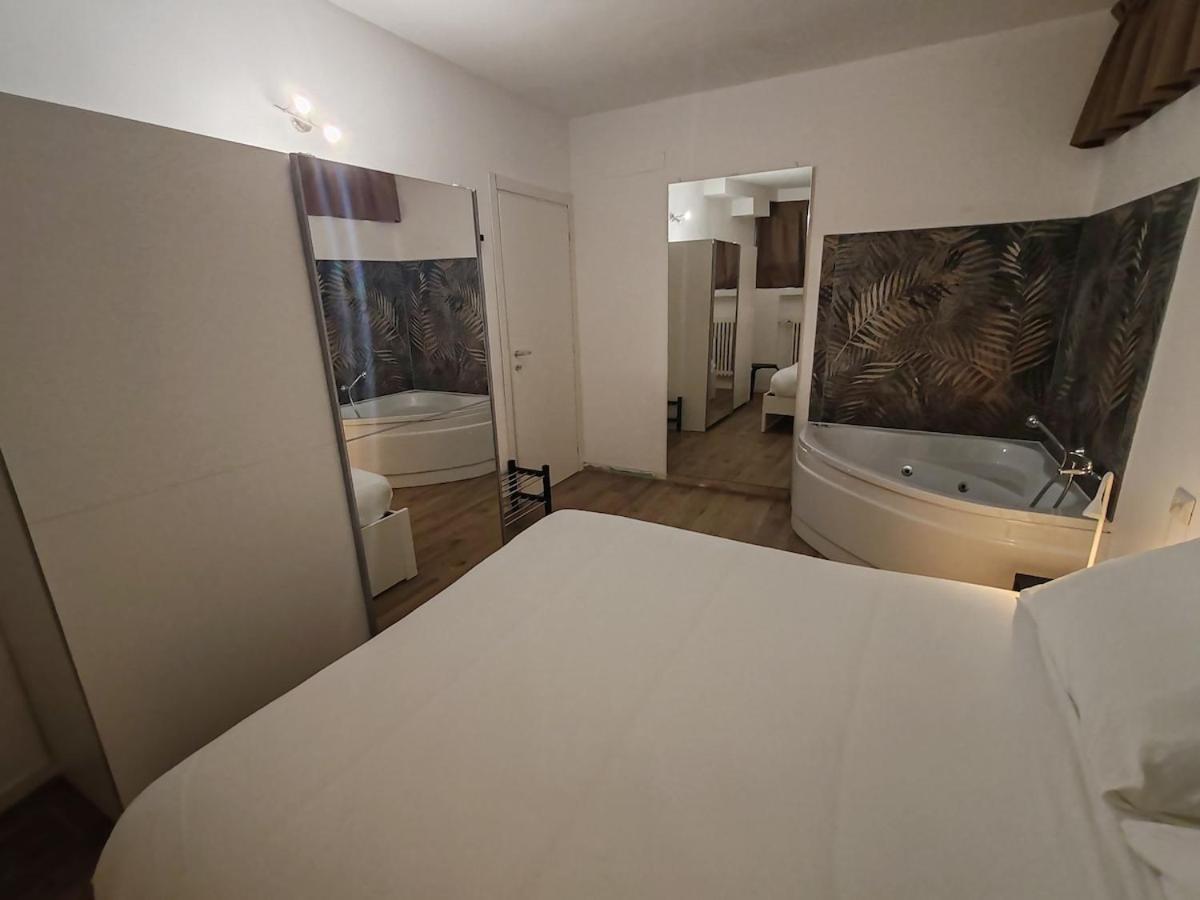 Verdi Milano Esterno foto